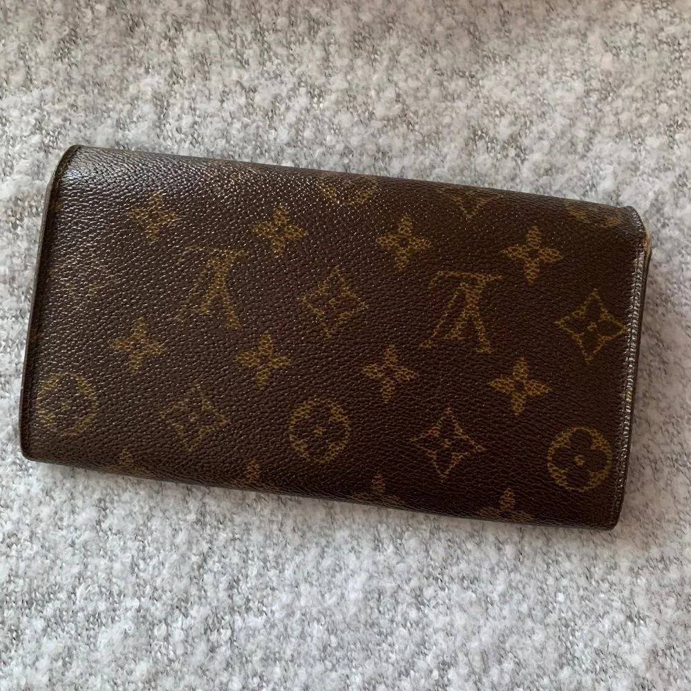 Louis Vuitton Monogram Sarah Wallet Envelope Wallet Authentic NICE Condi… - Picture 2 of 11